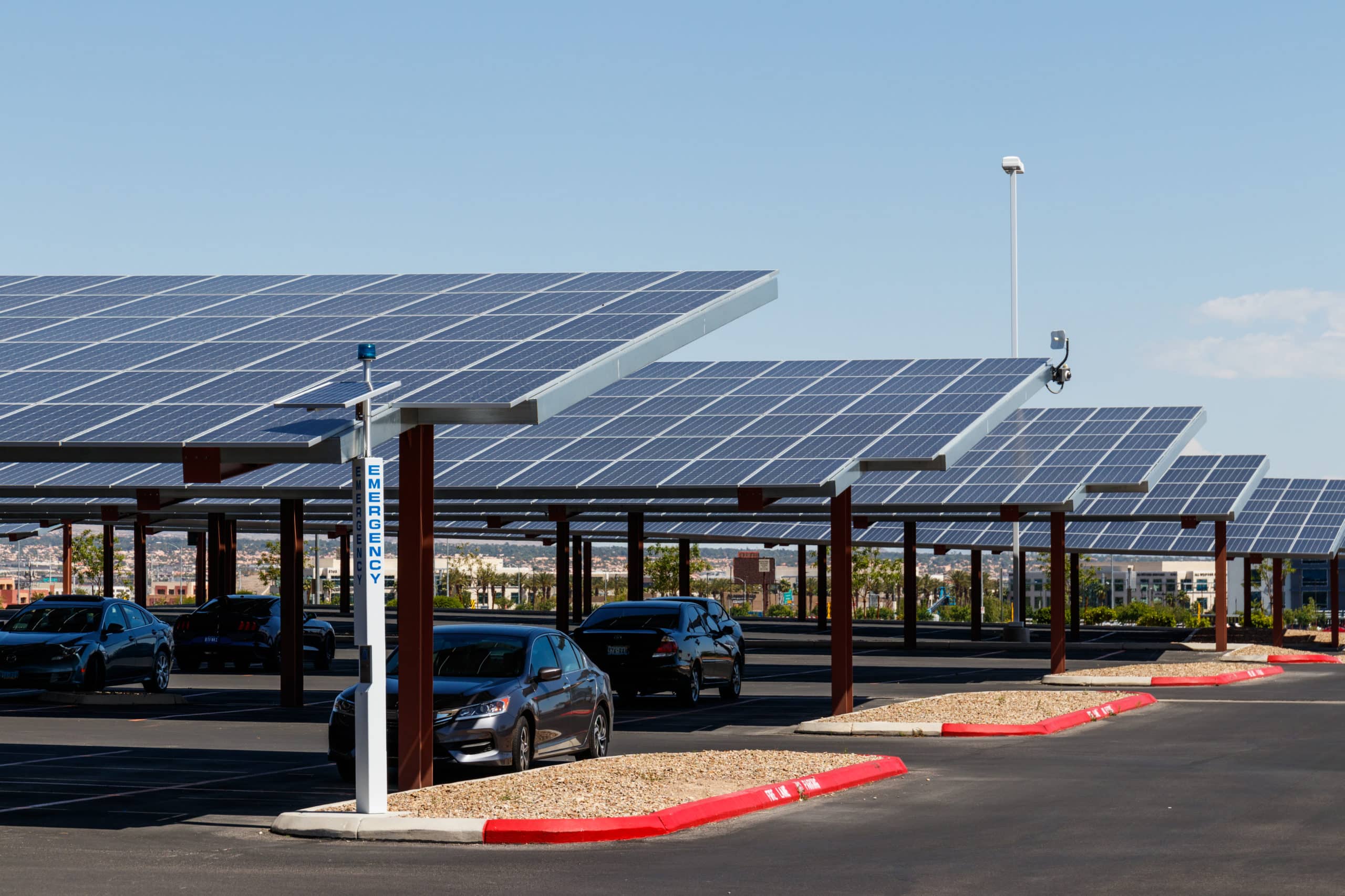 découvrez la prime à l'autoconsommation photovoltaïque, un dispositif incitatif visant à encourager l'installation de panneaux solaires pour une énergie renouvelable plus accessible. profitez d'avantages financiers tout en contribuant à la transition énergétique.