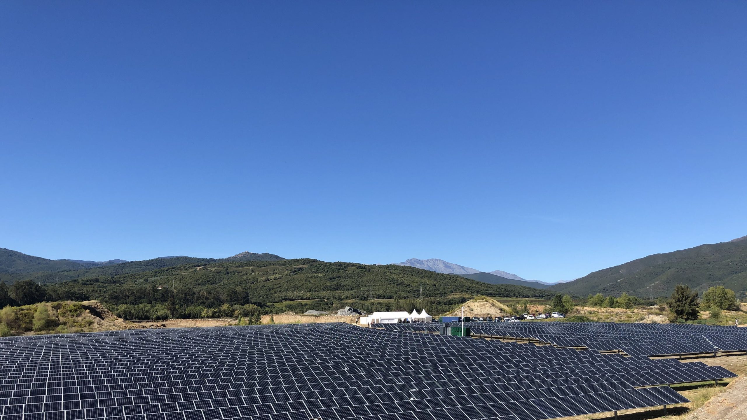 découvrez les solutions d'énergies renouvelables photovoltaïques à sainte-anne. investissez dans des panneaux solaires écologiques pour réduire votre empreinte carbone et réaliser des économies sur votre facture d'électricité. informez-vous sur les avantages et les subventions disponibles.