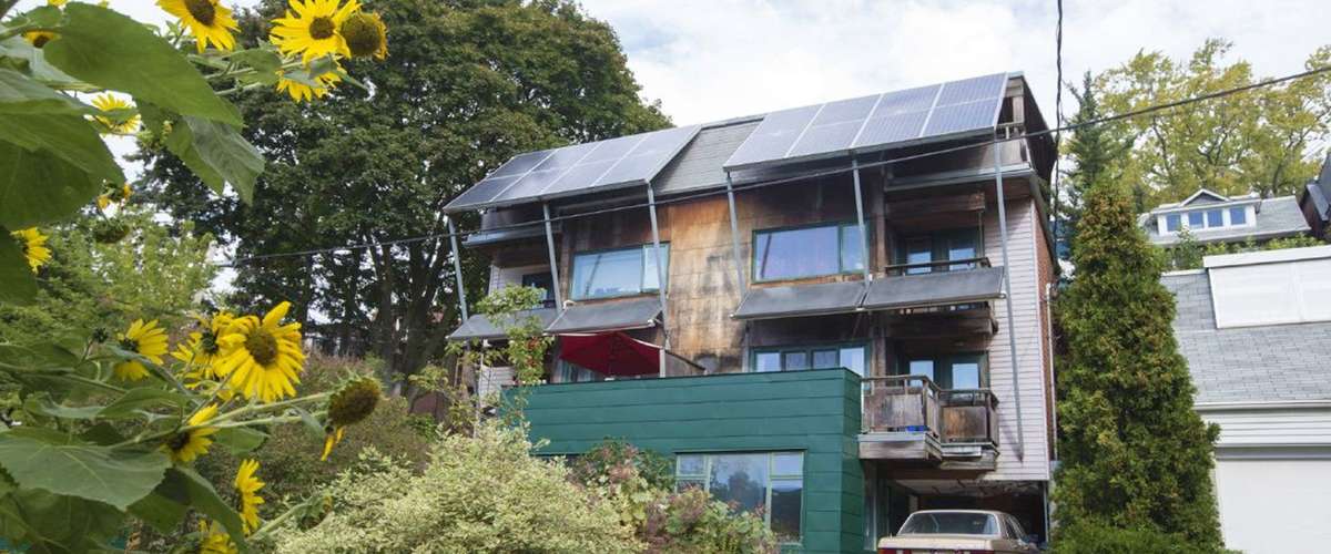 maison-autonome-et-photovoltaique-1 Optimiser votre maison autonome grâce à l'installation d'un système photovoltaïque