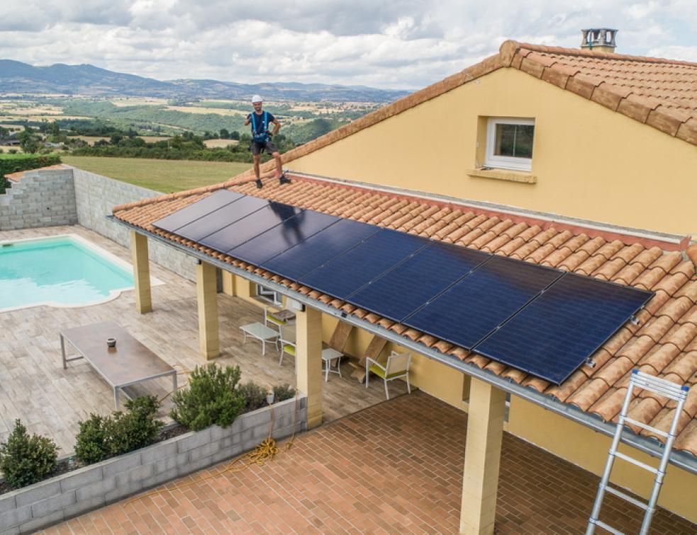 maison-photovoltaique-reduction-facture-1 Découvrez comment une maison photovoltaïque peut réduire votre facture d'électricité de 80% !