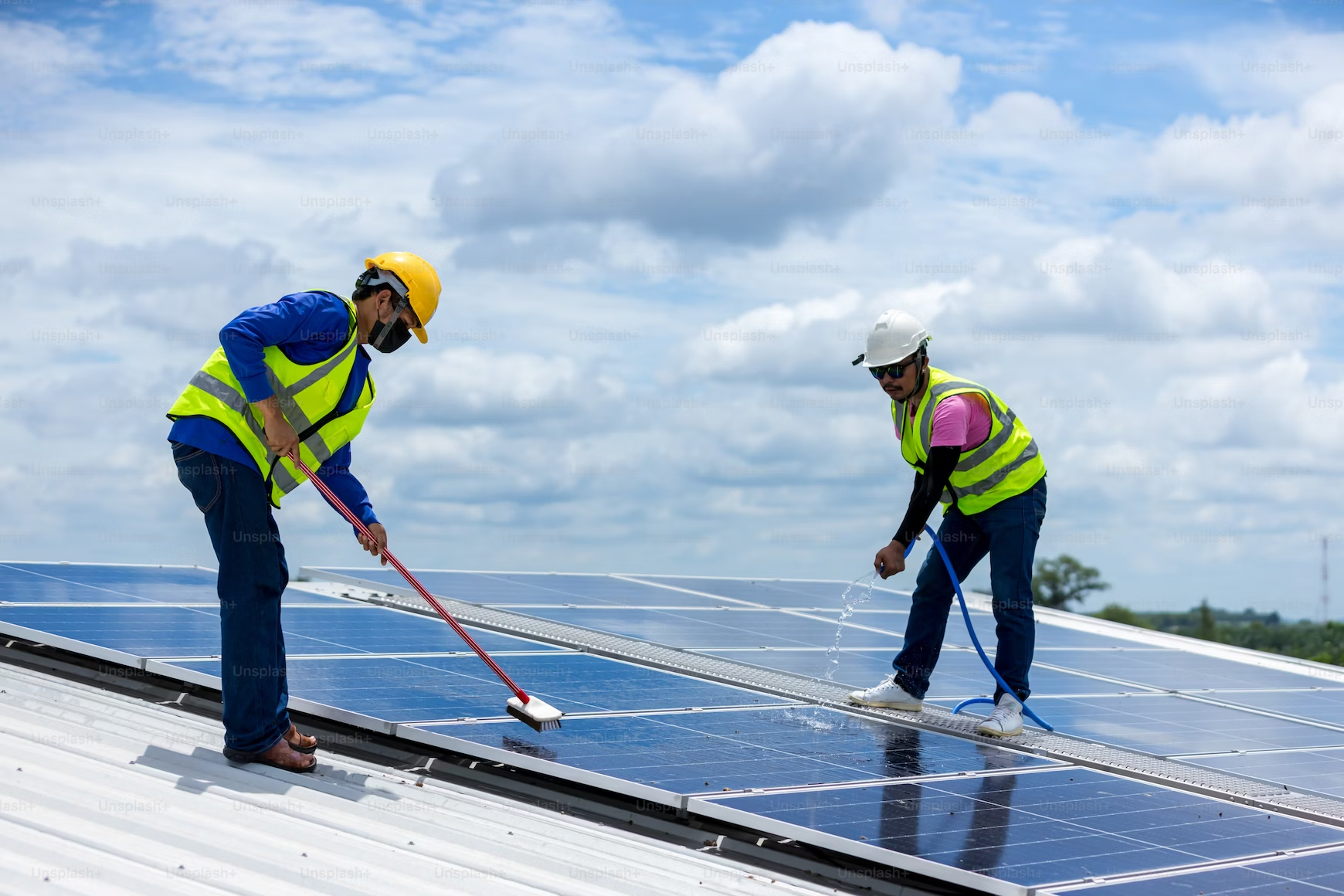 nettoyage-photovoltaique Comment nettoyer efficacement votre installation photovoltaïque