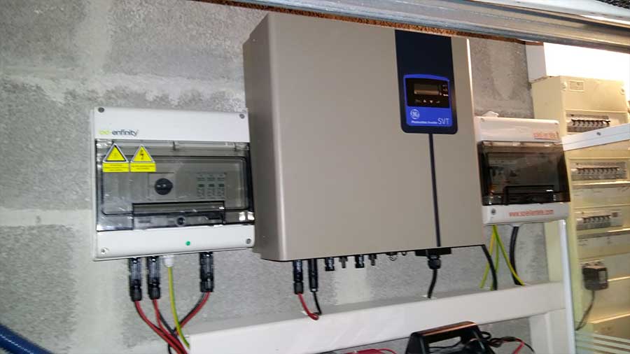 onduleur-photovoltaique-25 onduleur d une installation de photovoltaique