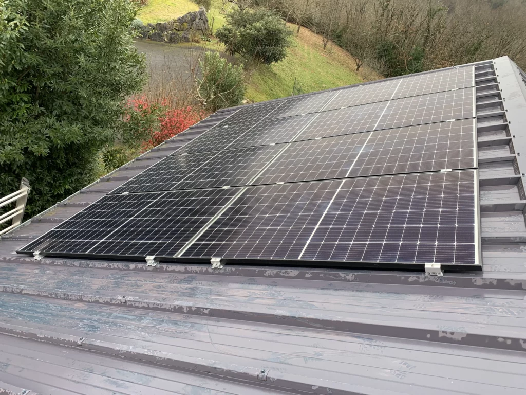 panneau-photovoltaique-3-kwc-1 Découvrez comment un panneau photovoltaïque 3 kWc peut révolutionner votre facture d'électricité !