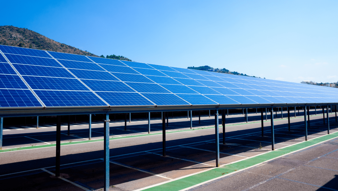 découvrez comment l'installation de panneaux photovoltaïques sur votre parking peut transformer votre espace en une source d'énergie durable. profitez des avantages écologiques et économiques tout en optimisant l'utilisation de votre surface. informez-vous sur les étapes de mise en place et les bénéfices à long terme.