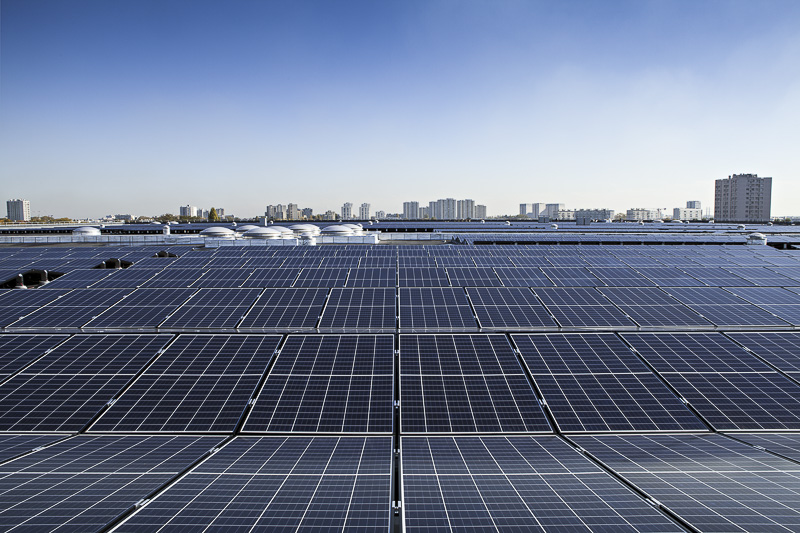 découvrez nos services d'installation de panneaux photovoltaïques à paris. profitez d'une énergie verte, réduisez vos factures d'électricité et contribuez à la protection de l'environnement. nos experts vous accompagnent à chaque étape de votre projet pour maximiser votre rendement solaire.