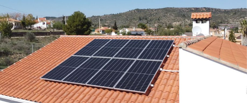 panneau-solaire-3000w-2 panneau solaire caravane 3000w
