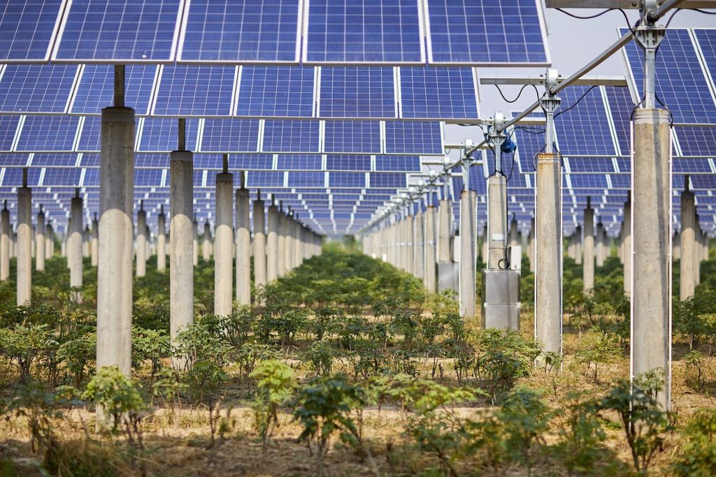 découvrez les aides financières et les subventions disponibles en 2025 pour l'installation de panneaux photovoltaïques. informez-vous sur les meilleures options pour réduire votre facture d'énergie tout en contribuant à la transition écologique.