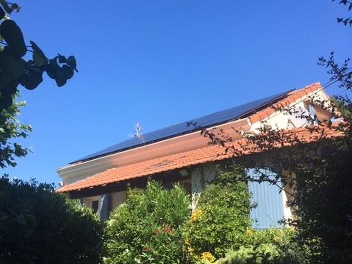 panneaux-photovoltaiques-et-facture-delectricite Découvrez comment les panneaux photovoltaïques autonomes peuvent transformer votre facture d'électricité !