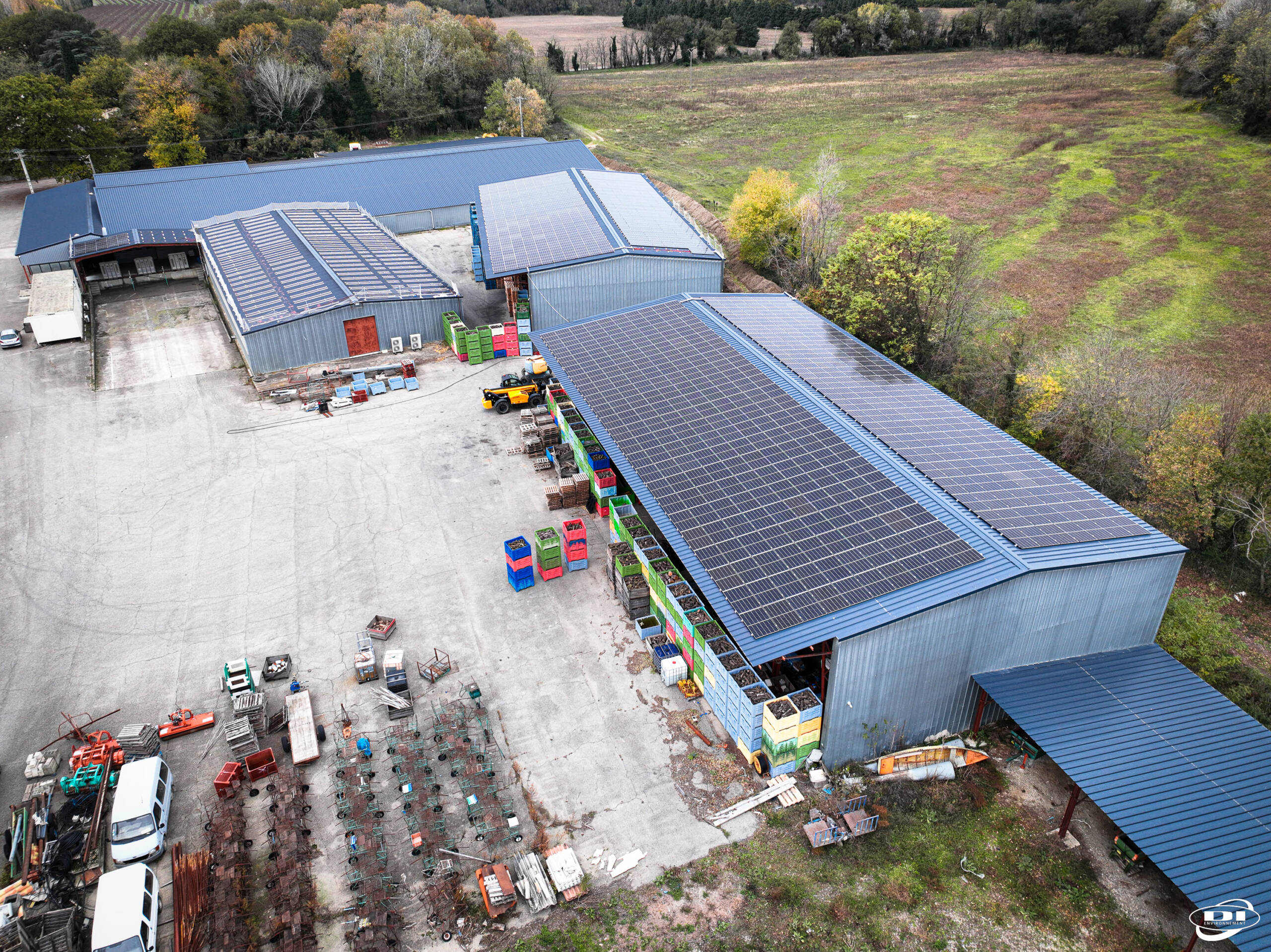 panneaux-photovoltaiques-hangar-amiante-1 installation panneaux photovoltaique sur hangar amiante