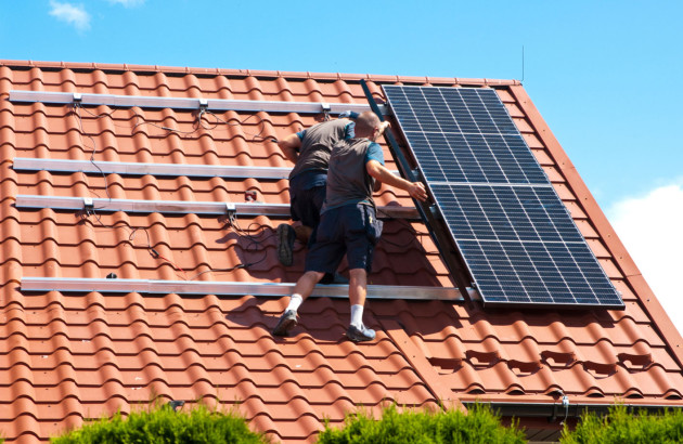 panneaux-solaires-224 plan climat panneaux photovoltaïques