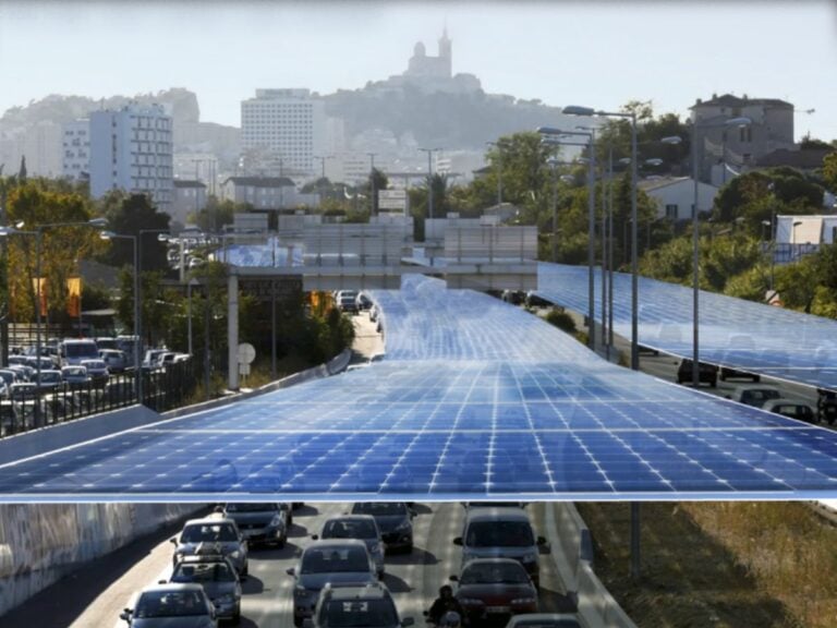 panneaux-solaires-en-ville-1 Vous ne croirez jamais ce que les panneaux solaires apportent à nos villes !