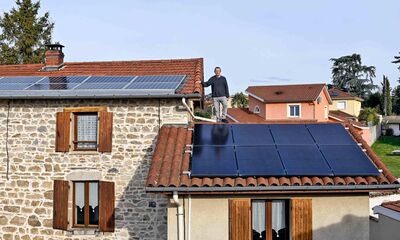 panneaux-solaires-surimposes-3 Les panneaux solaires en surimposition : la solution que vous ignoriez pour réduire vos factures d'énergie !
