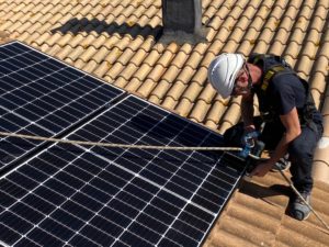 panneaux-solaires-urgents Découvrez pourquoi vous devez installer des panneaux solaires avant qu'il ne soit trop tard !