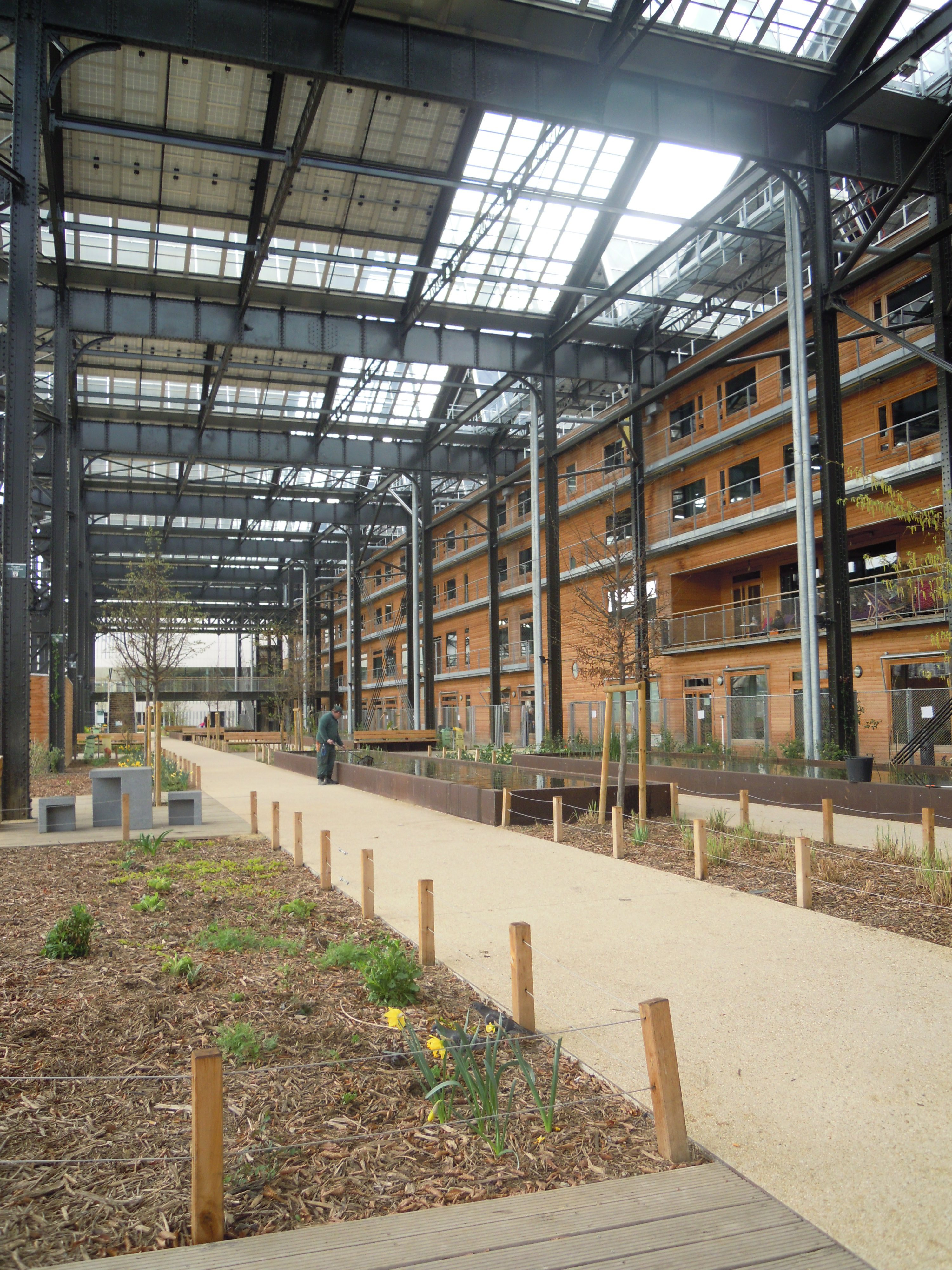 photovoltaique-halle-pajol installation photovoltaique de la halle pajol