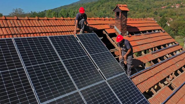 photovoltaique-mairie-alsace-1 Installation photovoltaïque sur le toit de la mairie en Alsace : un pas vers l'énergie durable