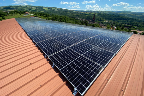 photovoltaique-richesse-2025-2 Découvrez pourquoi le photovoltaïque pourrait vous rendre riche en 2025 !