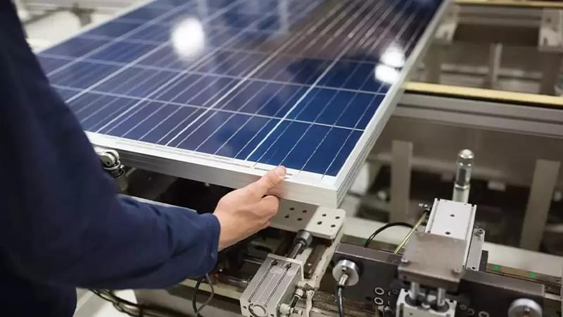 photovoltaiques-2025 Découvrez pourquoi les panneaux photovoltaïques vont révolutionner votre facture d'électricité en 2025