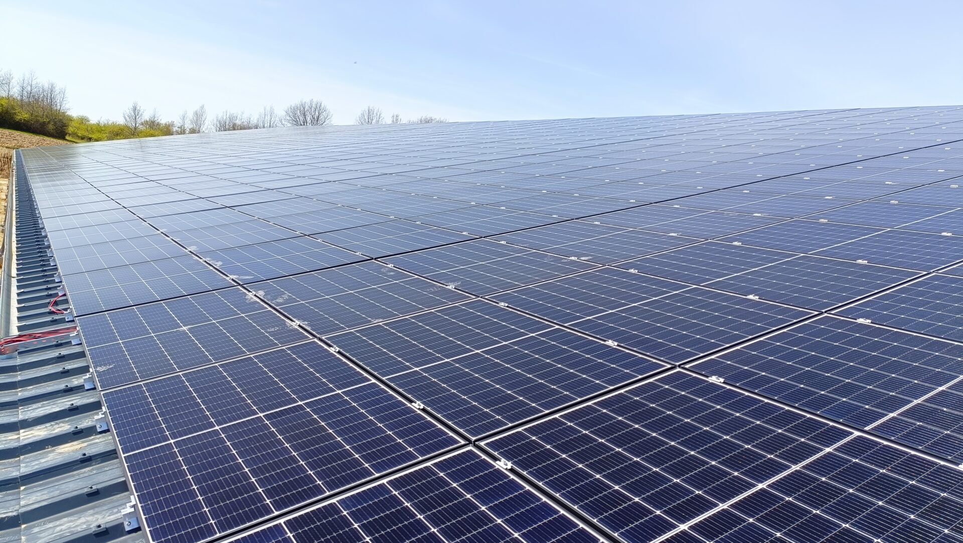 découvrez comment bénéficier de la prime d'autoconsommation pour optimiser votre installation solaire et réduire vos factures d'électricité. profitez de cette aide financière pour investir dans une énergie plus durable et économiser sur le long terme.