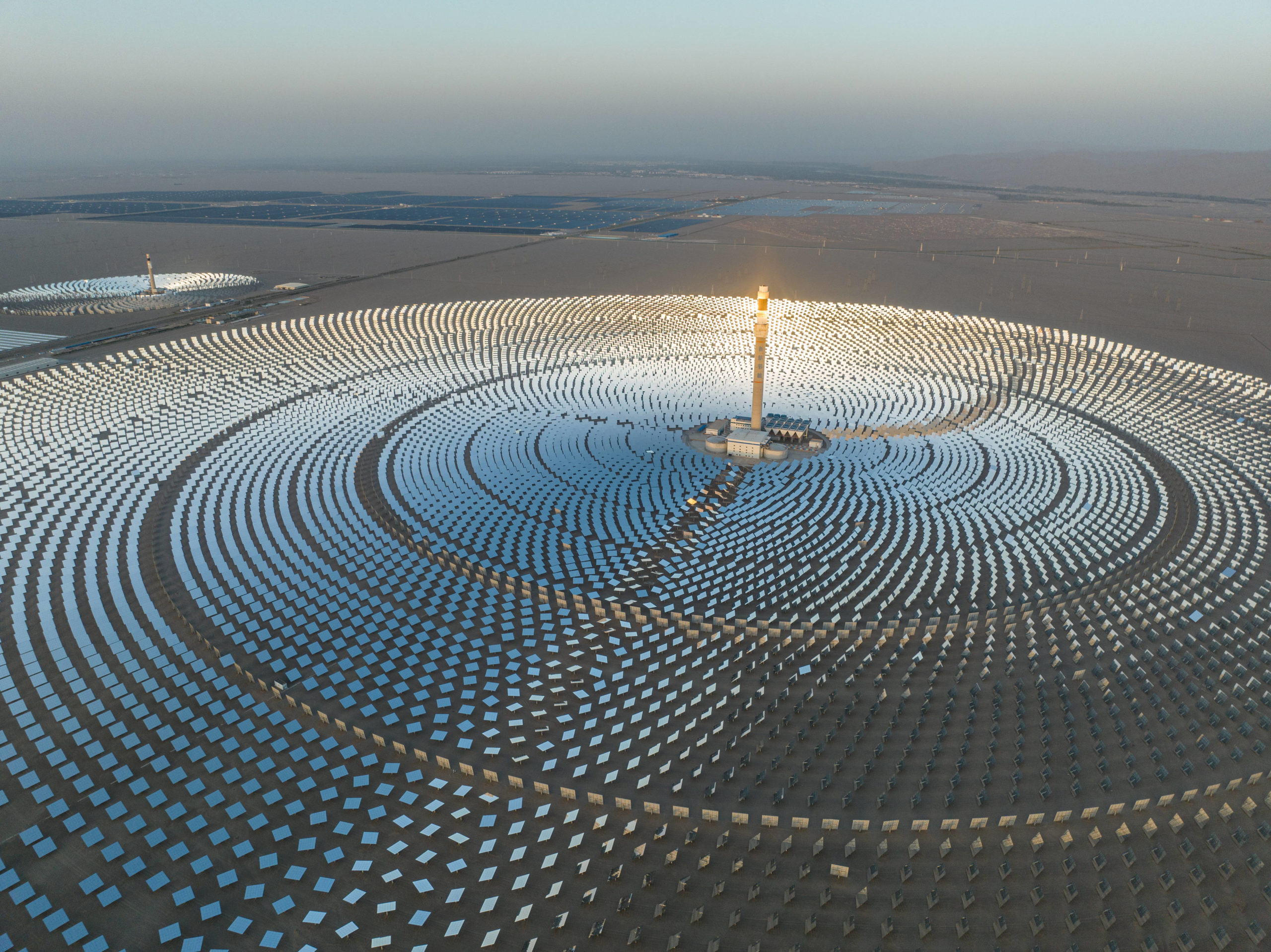 prix-centrales-solaires-3 Le prix incroyable des centrales solaires photovoltaïques va vous surprendre !