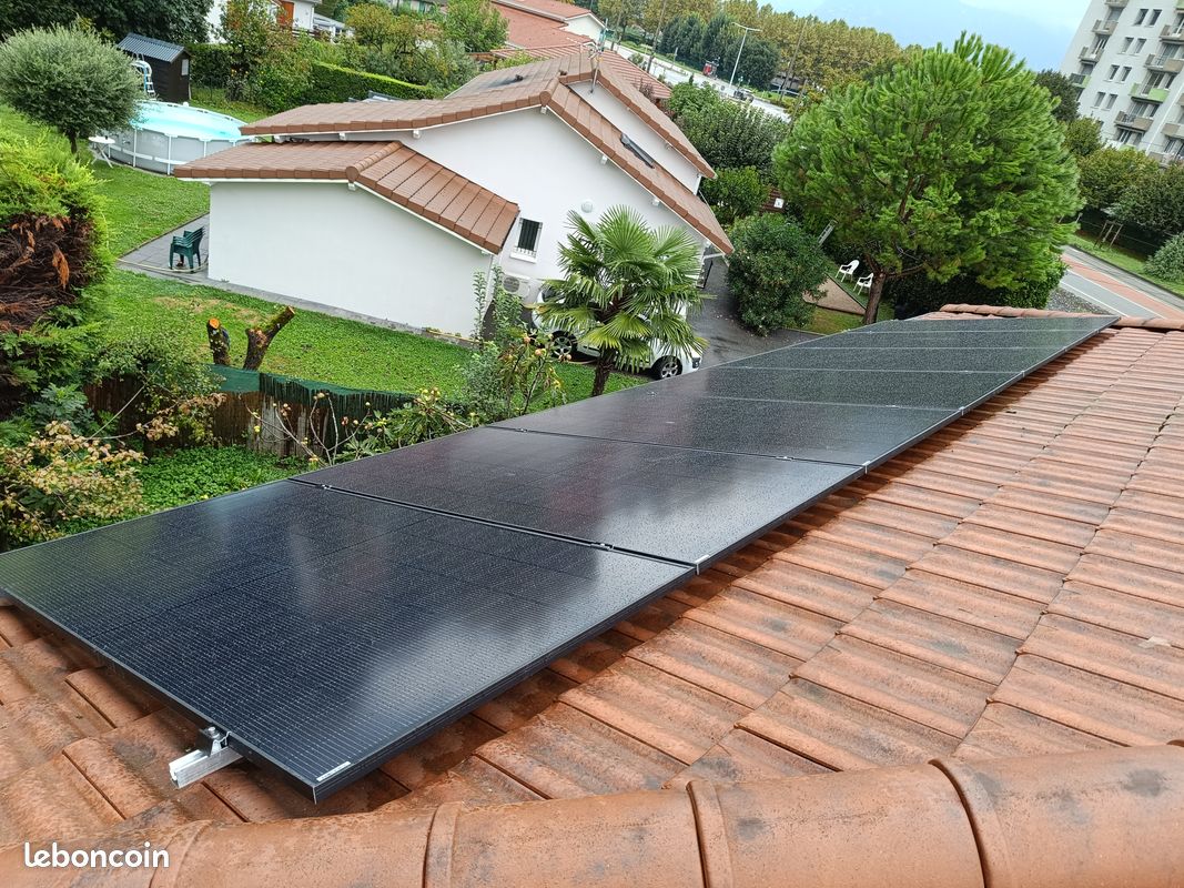 découvrez les prix des panneaux solaires et comparez les options disponibles pour investir dans l'énergie renouvelable. informez-vous sur les coûts, les aides financières et les avantages d'une installation solaire pour votre maison.