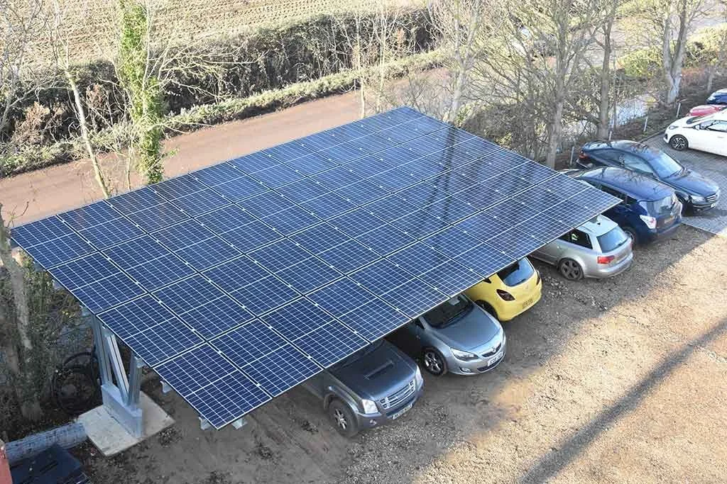 prix-ombriere-photovoltaique ombrière photovoltaïque prix