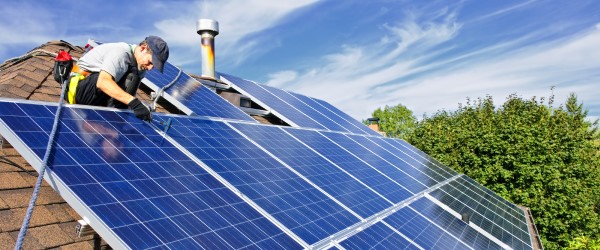 prix-solaire-2025-2 Découvrez pourquoi le prix du solaire photovoltaïque va exploser en 2025 !