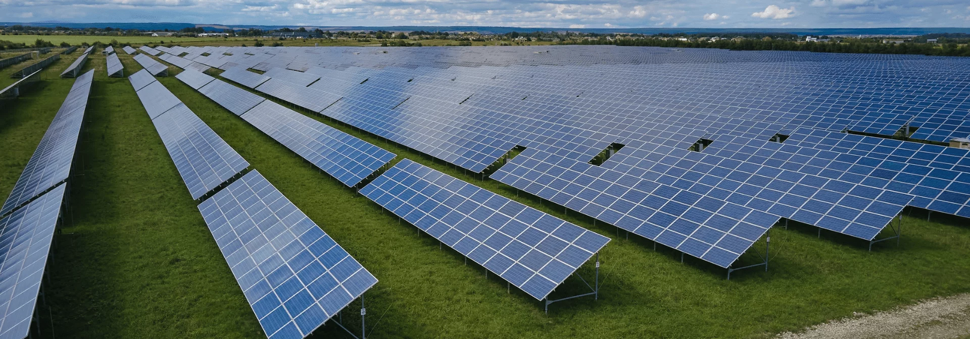 découvrez comment bénéficier d'une installation photovoltaïque pour produire votre propre électricité verte. profitez des économies d'énergie et contribuez à la protection de l'environnement grâce à nos solutions adaptées à vos besoins.