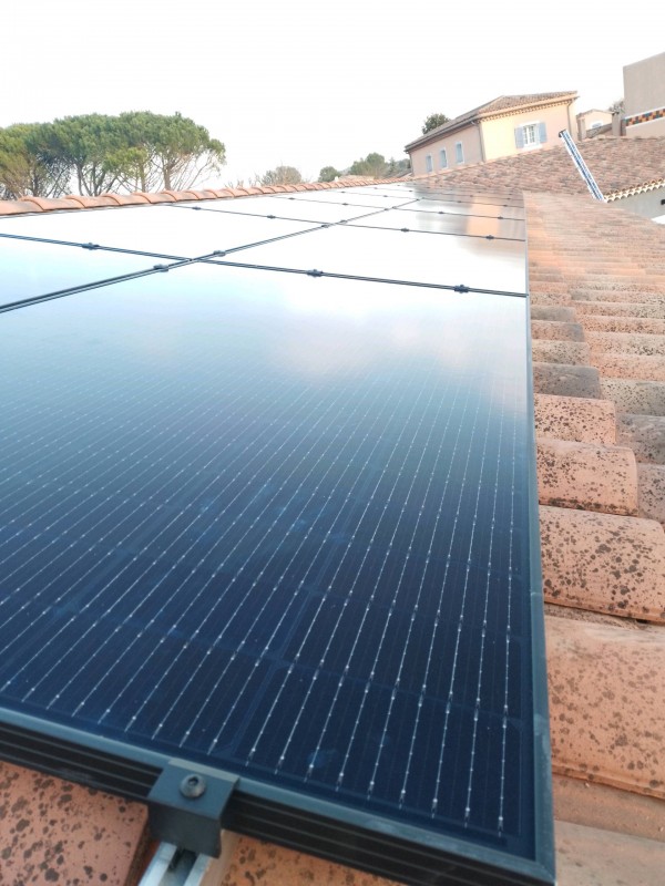production-photovoltaique-6kwc-2 La production réelle d'une installation photovoltaïque de 6kwc avec cellules monocristallines