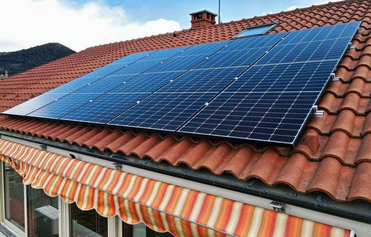 raisons-panneaux-photovoltaiques-entreprise raisons surprenantes pour lesquelles votre entreprise a besoin de panneaux photovoltaïques dès aujourd'hui