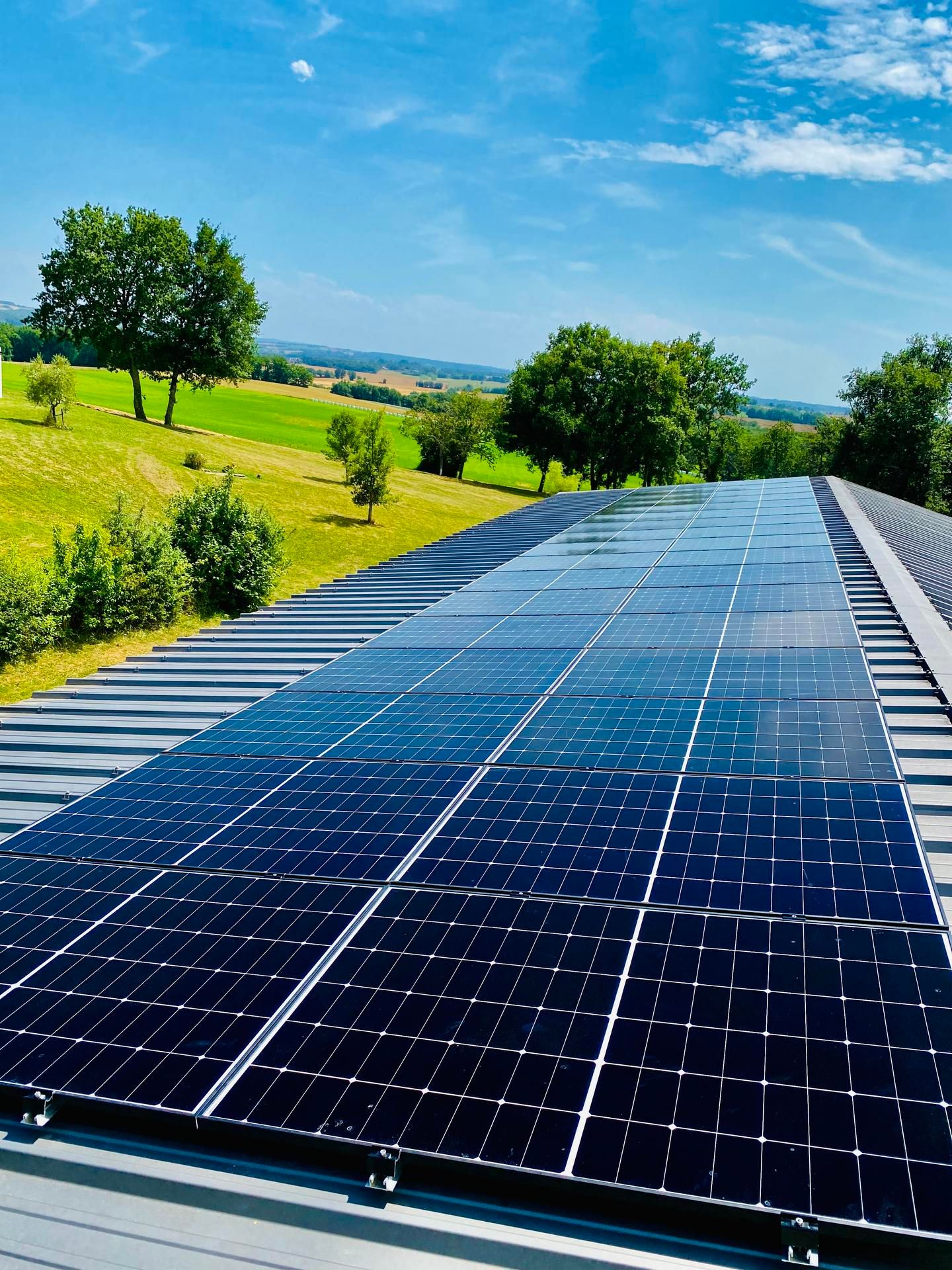 découvrez nos services de réparation photovoltaïque dans le gers. nous vous aidons à optimiser le fonctionnement de vos installations solaires, garantissant une performance maximale et une durabilité accrue. contactez-nous pour un diagnostic rapide et efficace.