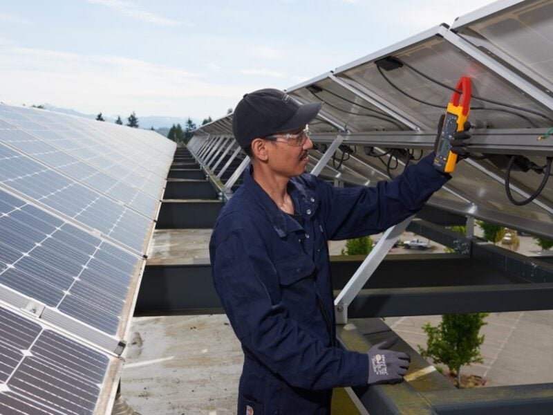 risques-panneaux-photovoltaiques Les risques à considérer lors de l'installation de panneaux photovoltaïques