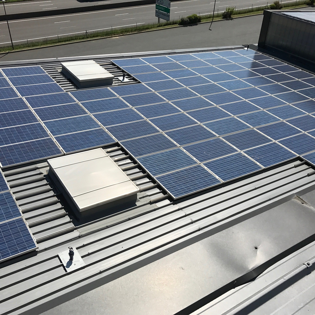 securite-photovoltaiques La sécurité des installations photovoltaïques : un enjeu crucial pour votre investissement