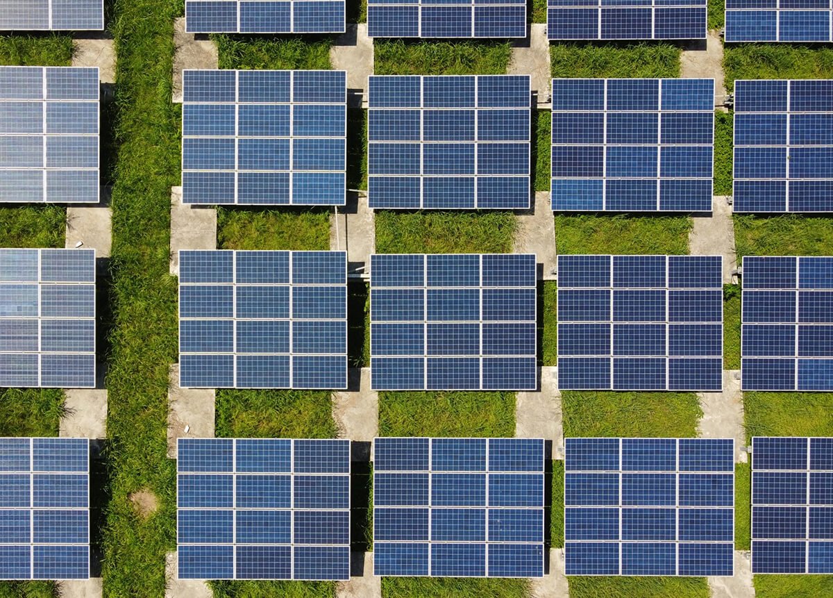 découvrez notre simulateur photovoltaïque, l'outil idéal pour estimer la production d'énergie solaire de votre installation. évaluez le rendement, réduisez vos factures d'électricité et contribuez à la transition énergétique grâce à des estimations précises et personnalisées.