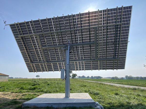 découvrez nos solutions photovoltaïques innovantes pour optimiser votre production d'énergie solaire, réduire votre empreinte carbone et réaliser des économies sur vos factures d'électricité. adoptez une énergie durable et performante.