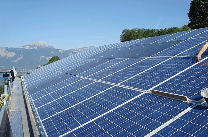 toiture-photovoltaique-12 Découvrez comment la toiture photovoltaïque peut transformer votre facture d'électricité en un mois !
