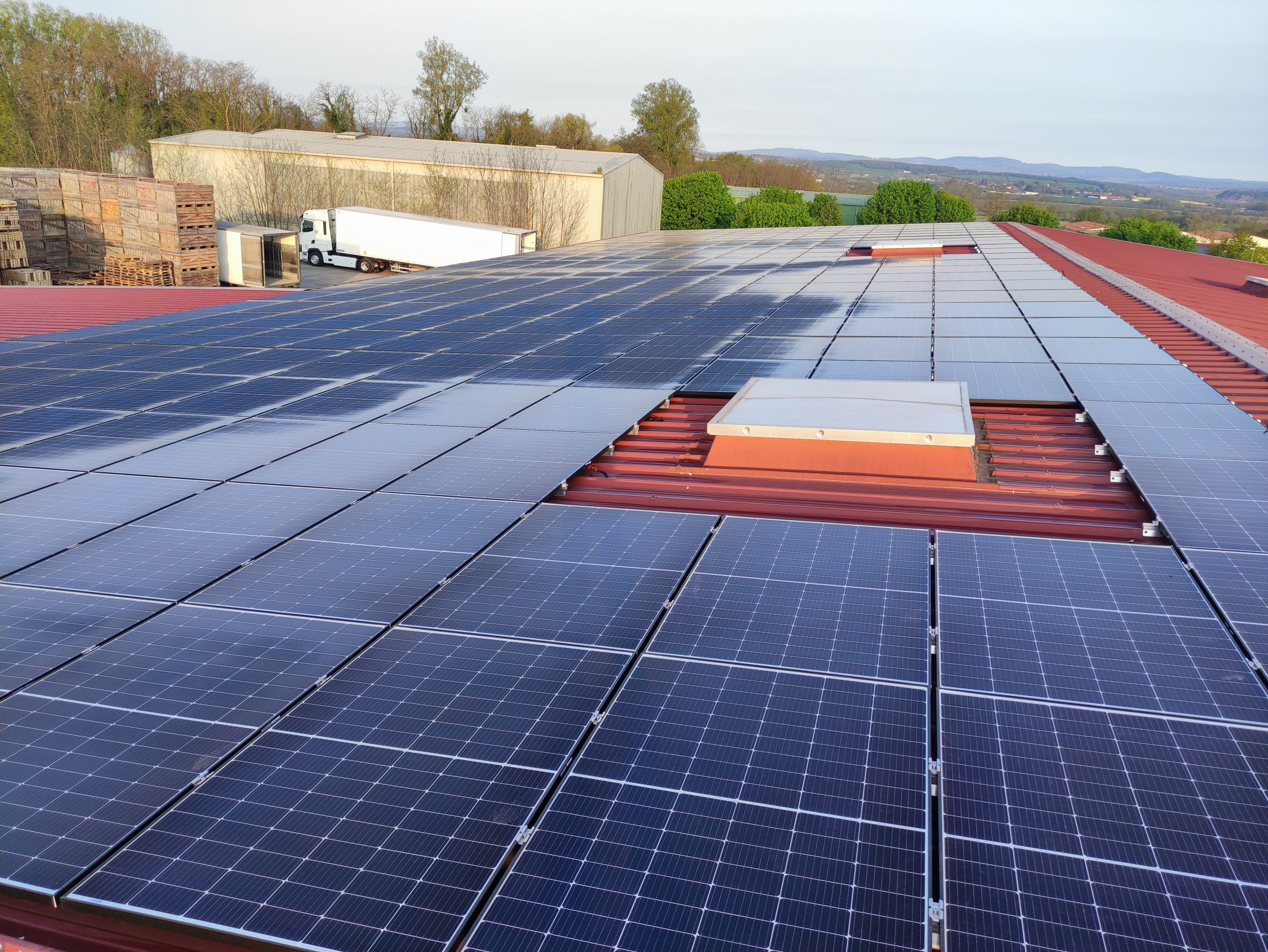 toiture-photovoltaique-13 Découvrez comment la toiture photovoltaïque peut transformer votre facture d'électricité en un mois !