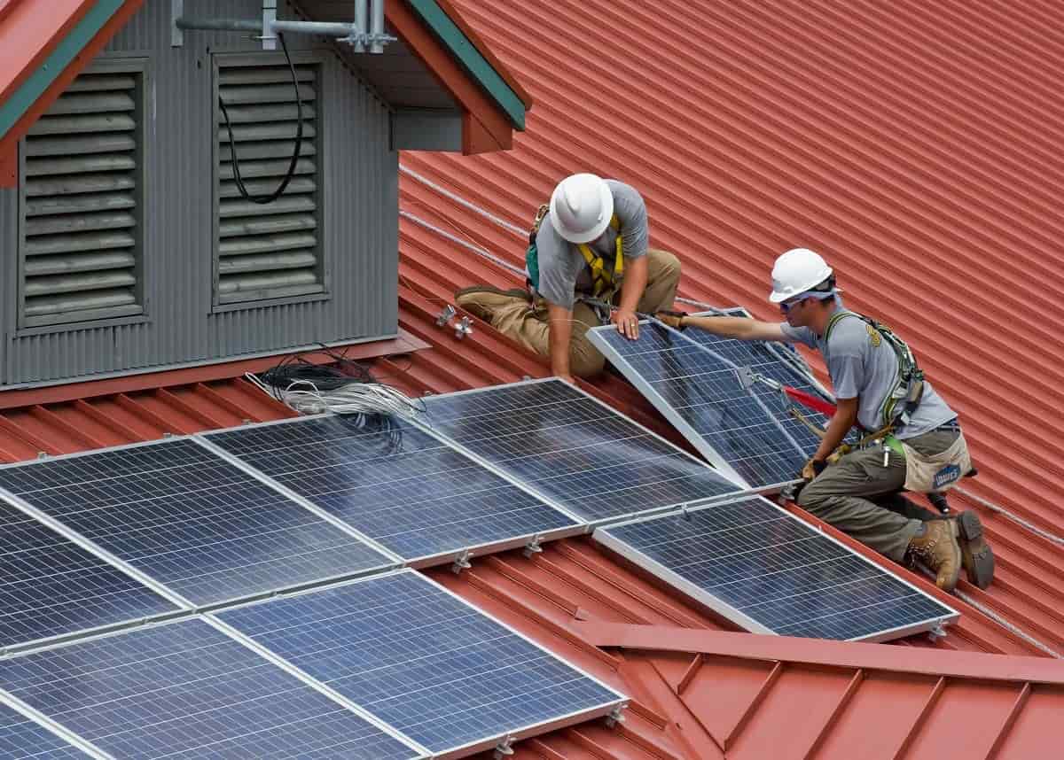 vente-photovoltaique Comment vendre votre installation photovoltaïque efficacement