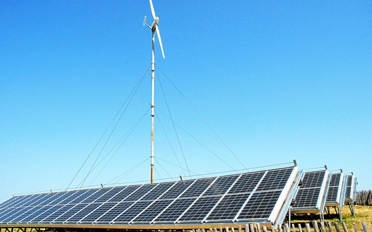 découvrez les solutions énergétiques durables à fouesnant avec nos panneaux photovoltaïques. réduisez votre empreinte carbone et bénéficiez d'économies sur vos factures d'électricité grâce à une installation adaptée à vos besoins. bioénergie et environnemental, engagez-vous pour un futur plus vert.