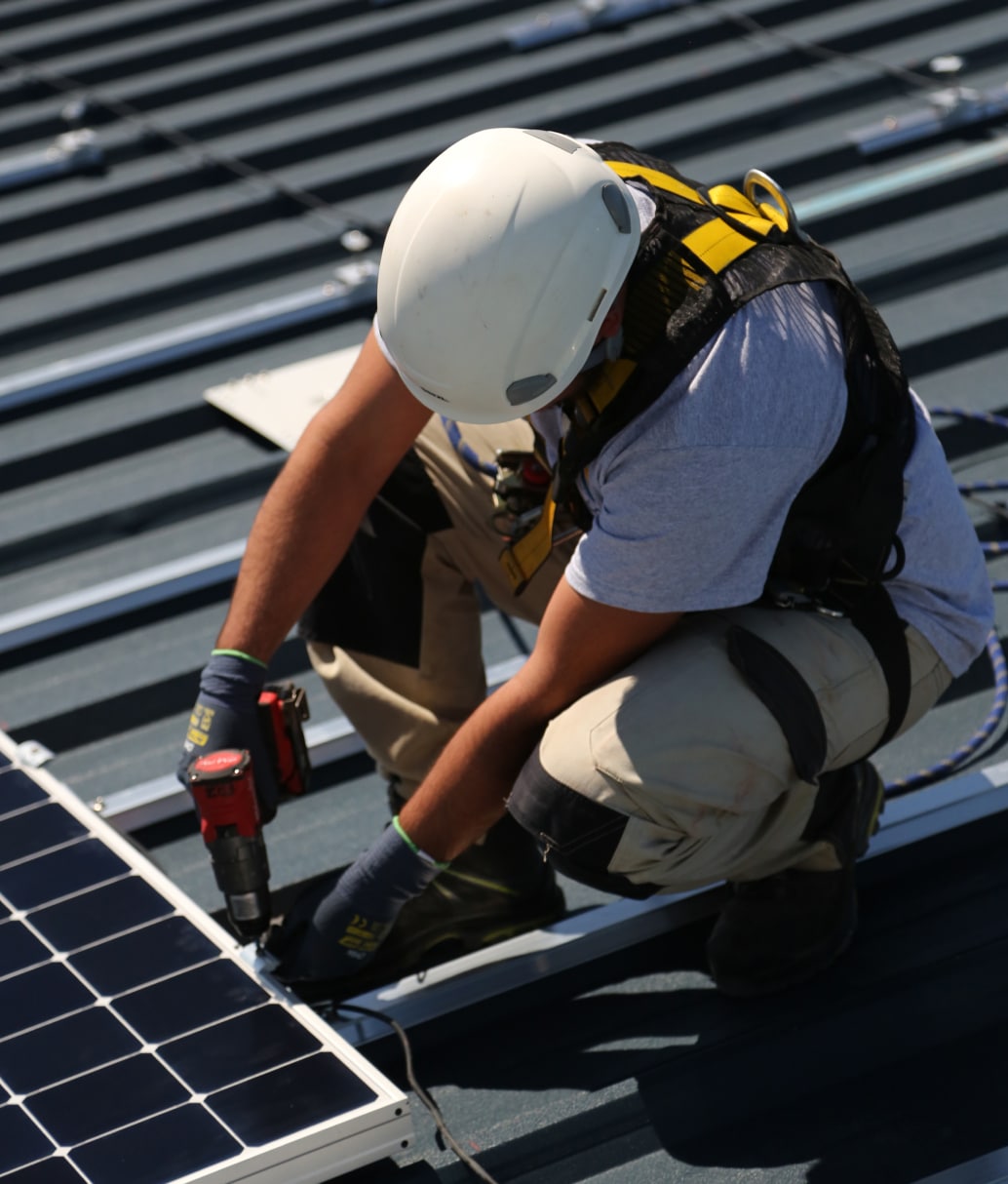 guide-panneaux-photovoltaiques-fibrociment-1 Installation de panneaux photovoltaïques sur toile fibrociment : guide pratique