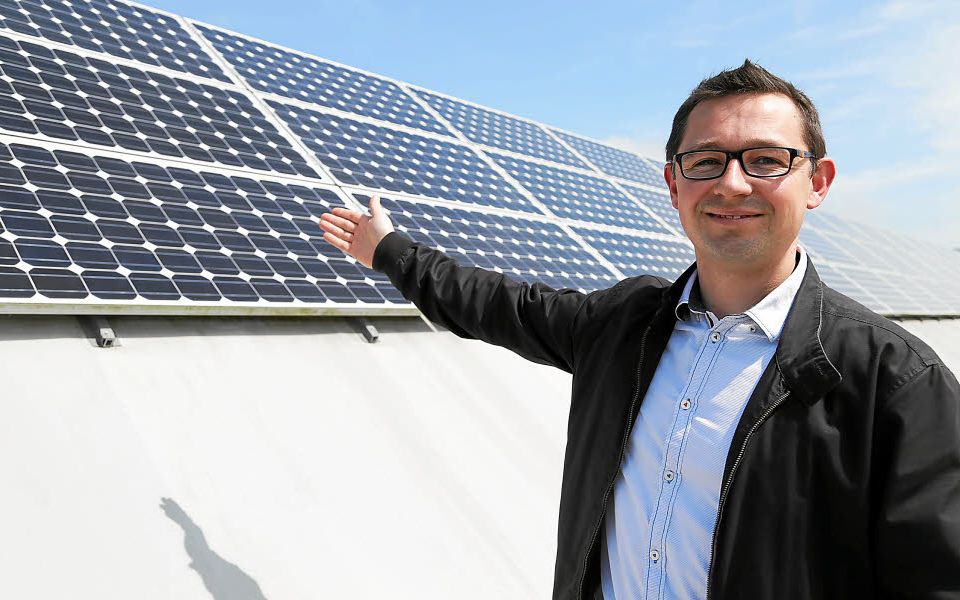 découvrez notre guide complet sur les panneaux solaires à brest. apprenez tout sur les avantages, l'installation, les aides financières et les meilleures pratiques pour maximiser votre investissement en énergie solaire dans cette région.