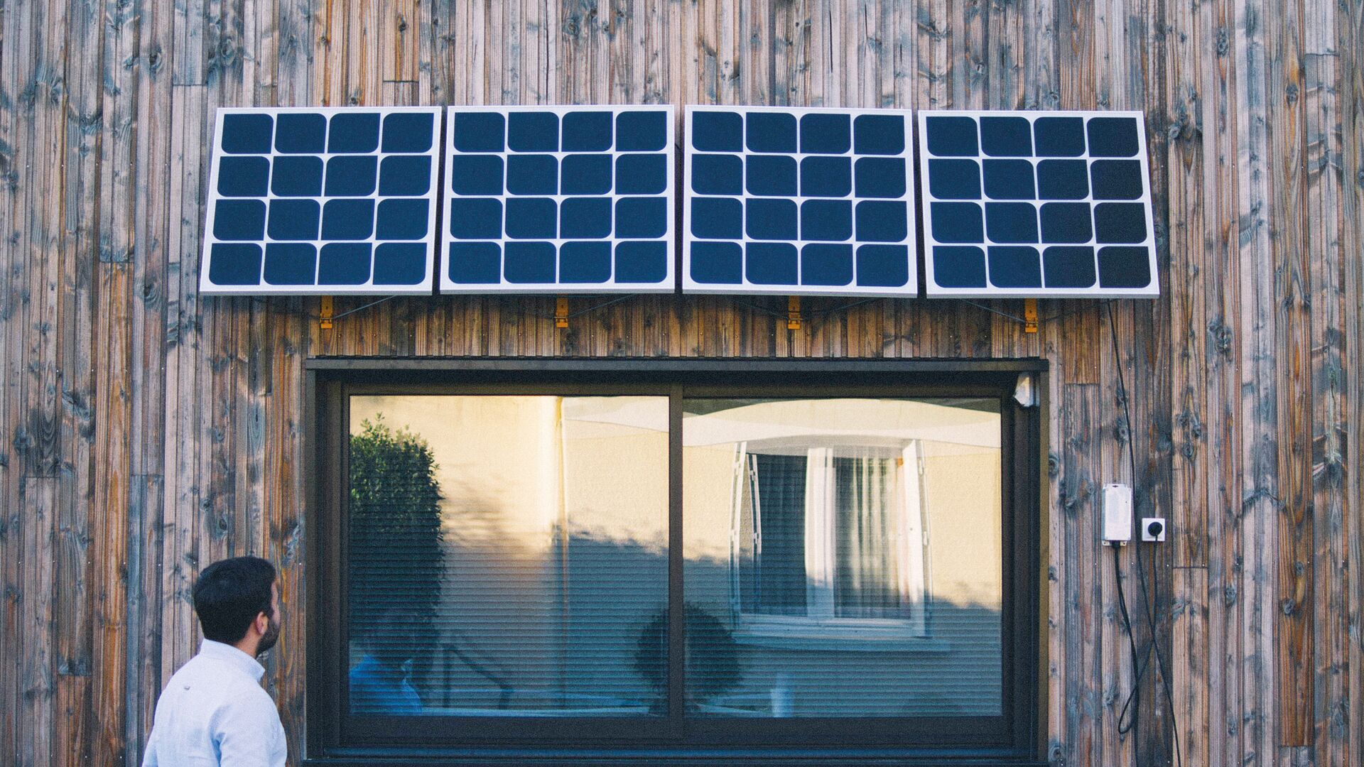 installation-panneaux-photovoltaiques-aude Installation de panneaux photovoltaïques dans l'Aude : guide étape par étape