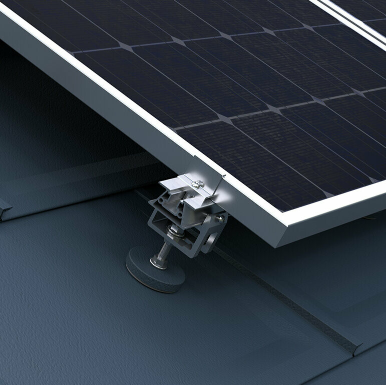 installation-photovoltaique-pro-1 Installation photovoltaïque : comment se passe une installation professionnelle ?