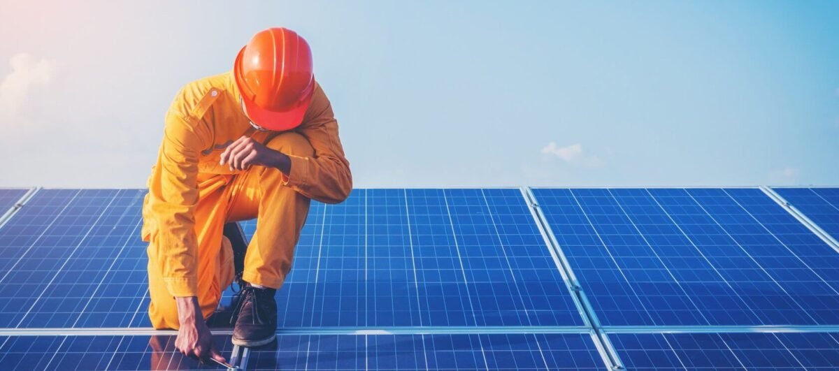 panneaux-photovoltaiques-aude-guide-pratique-1 Installer des panneaux photovoltaïques en Aude : guide pratique pour les particuliers