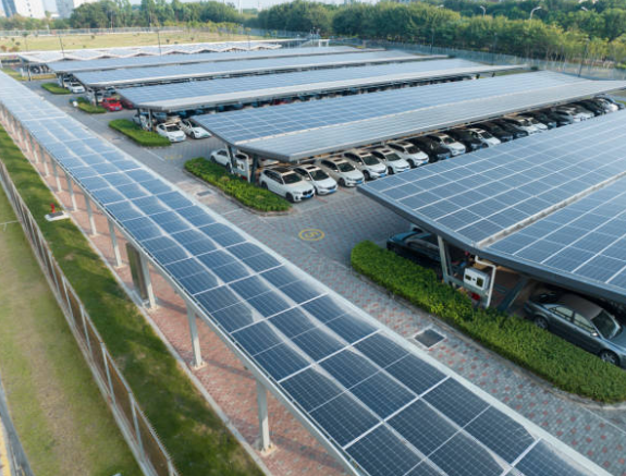 parking-photovoltaique Installation d'un parking photovoltaïque : avantages et étapes clés