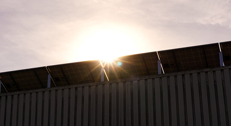 politiques-et-photovoltaique-1 L'influence des politiques gouvernementales sur l'installation photovoltaïque