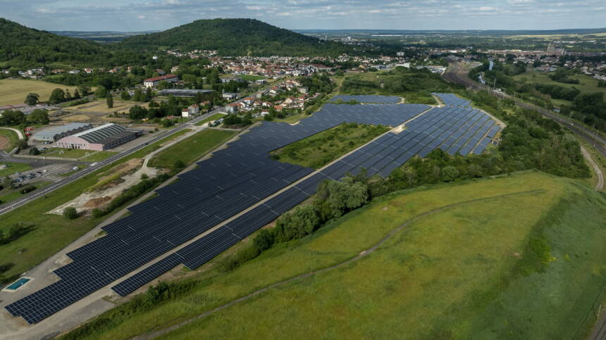 découvrez notre projet photovoltaïque innovant, conçu pour maximiser l'utilisation de l'énergie solaire et réduire l'empreinte carbone. rejoignez la transition énergétique et apprenez comment nos solutions durables peuvent alimenter votre quotidien tout en préservant l'environnement.