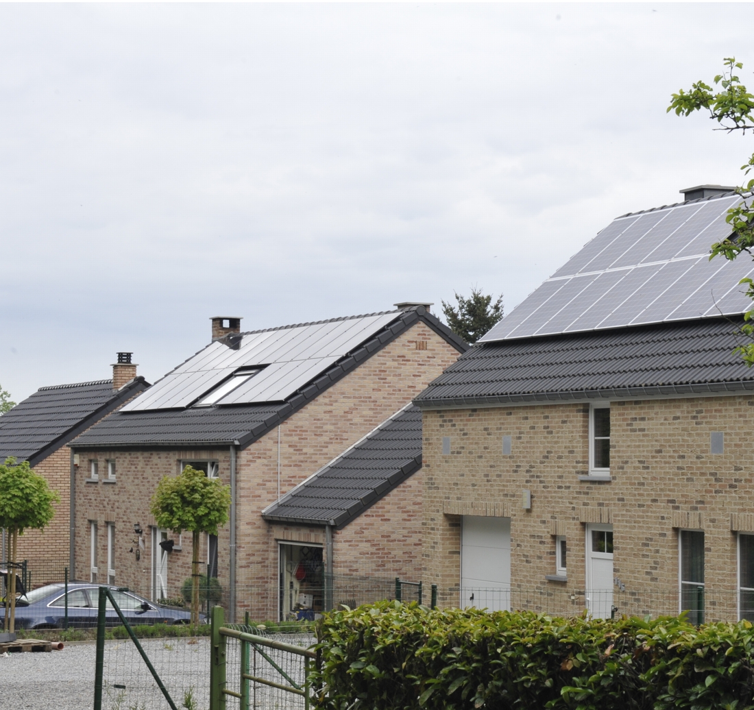 disjonctes-installation-photovoltaique-2 Installation photovoltaïque : pourquoi votre système disjoncte-t-il régulièrement ?