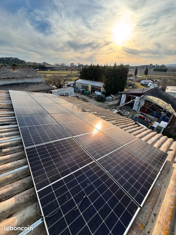 installation-photovoltaique-3-kwc-4 Comprendre l'installation photovoltaïque supérieure à 3 kWc : avantages et étapes clés