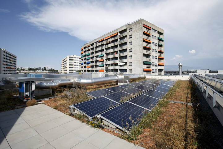 installation-solaire-geneve-2 Installation solaire photovoltaïque à Genève : tout ce que vous devez savoir