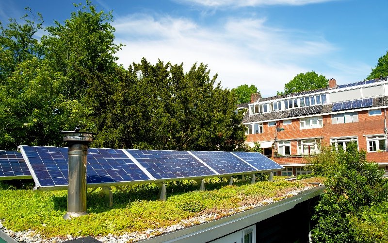 découvrez comment l'énergie photovoltaïque peut être intégrée dans les bâtiments historiques, alliant préservation du patrimoine et innovation durable. explorez les solutions adaptées pour moderniser ces structures tout en respectant leur valeur historique.